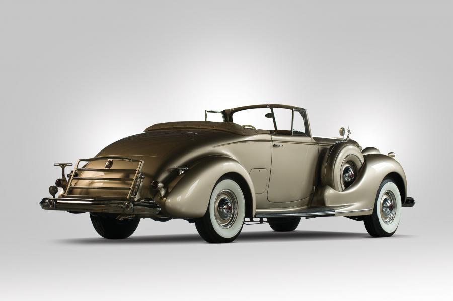  Packard Twelve Coupe Roadster 1938 года  (фото 11 из 12)